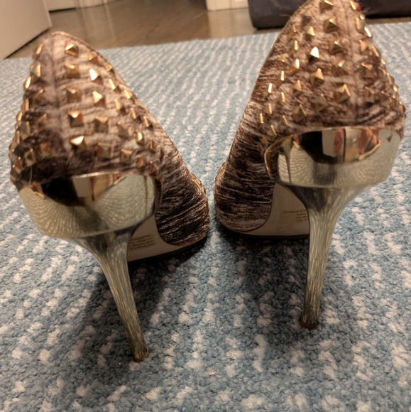 BCBG MaxAzria Platform Heels - Picture 3 of 6